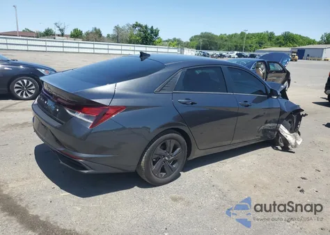 2023 Hyundai Elantra Sel from USA, damaged, VIN 5NPLM4AG7PH106902